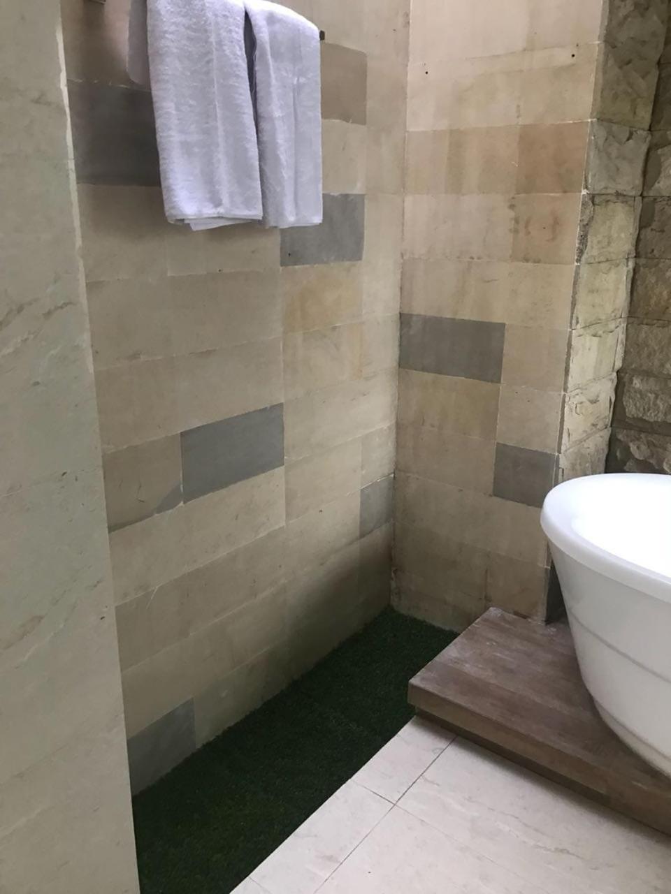 Nikaya Villa *